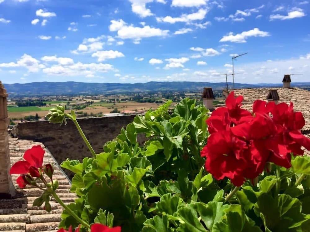 Hotel Palazzo Bocci Spello Luaran gambar